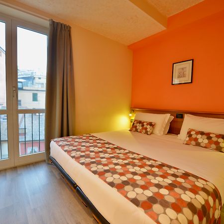 Hotel Europa Генуя Экстерьер фото