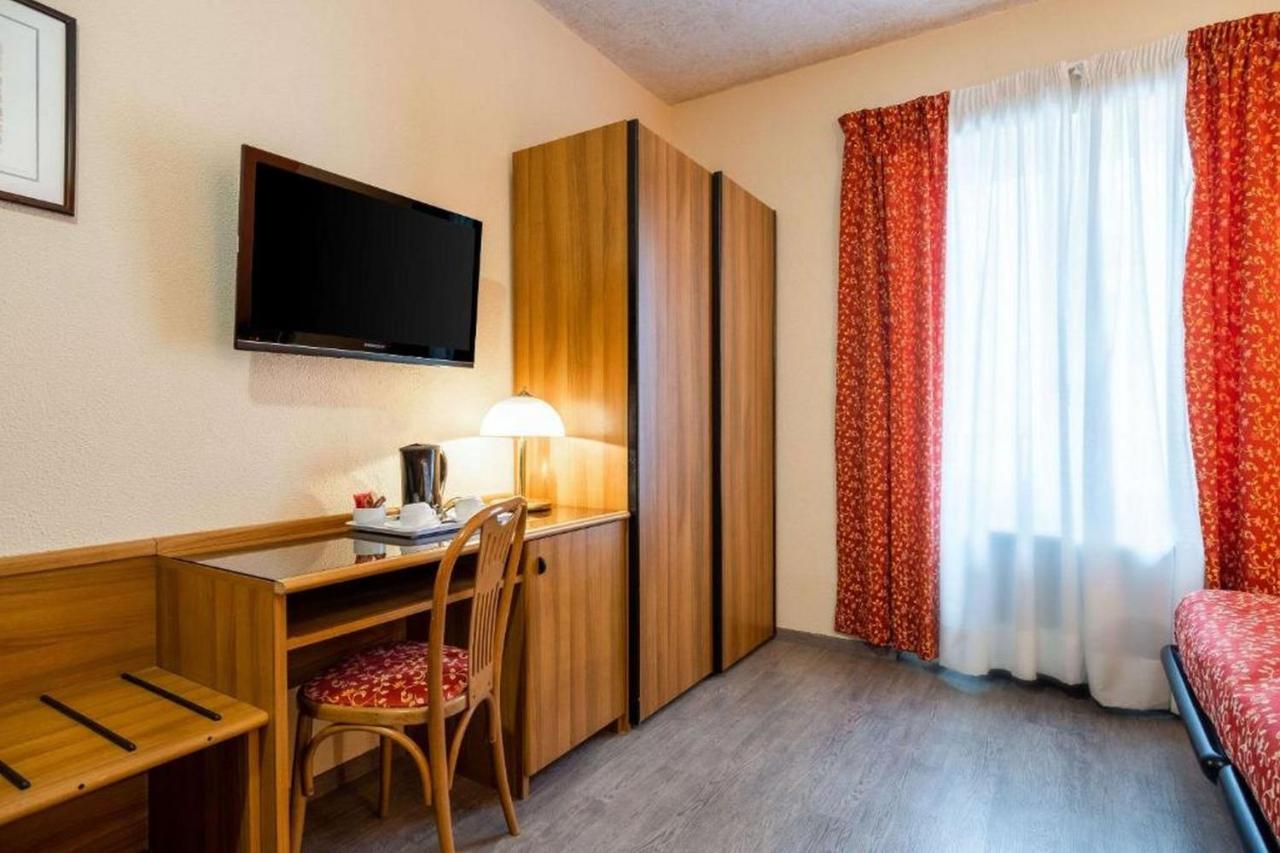 Hotel Europa Генуя Экстерьер фото