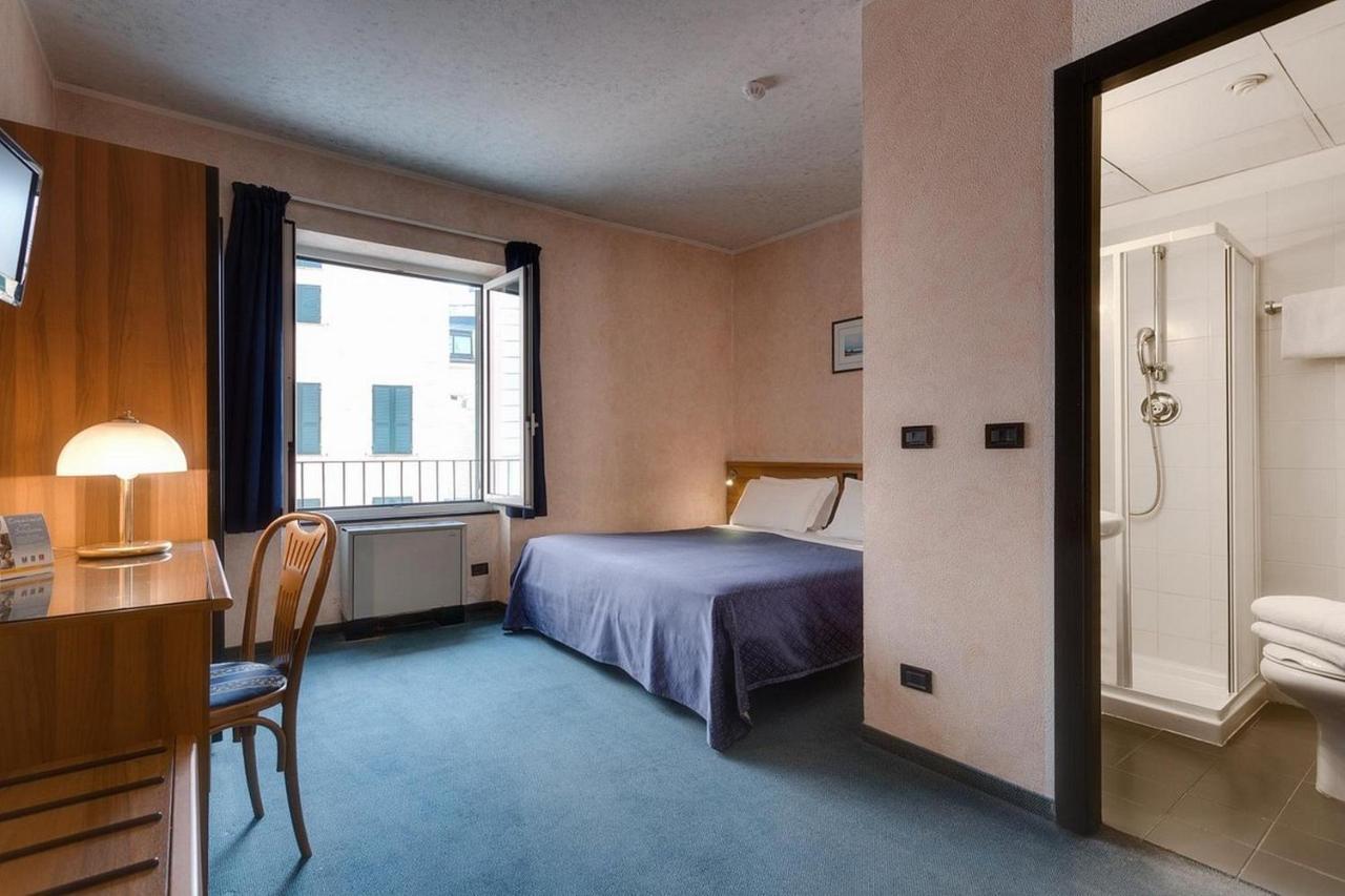Hotel Europa Генуя Экстерьер фото