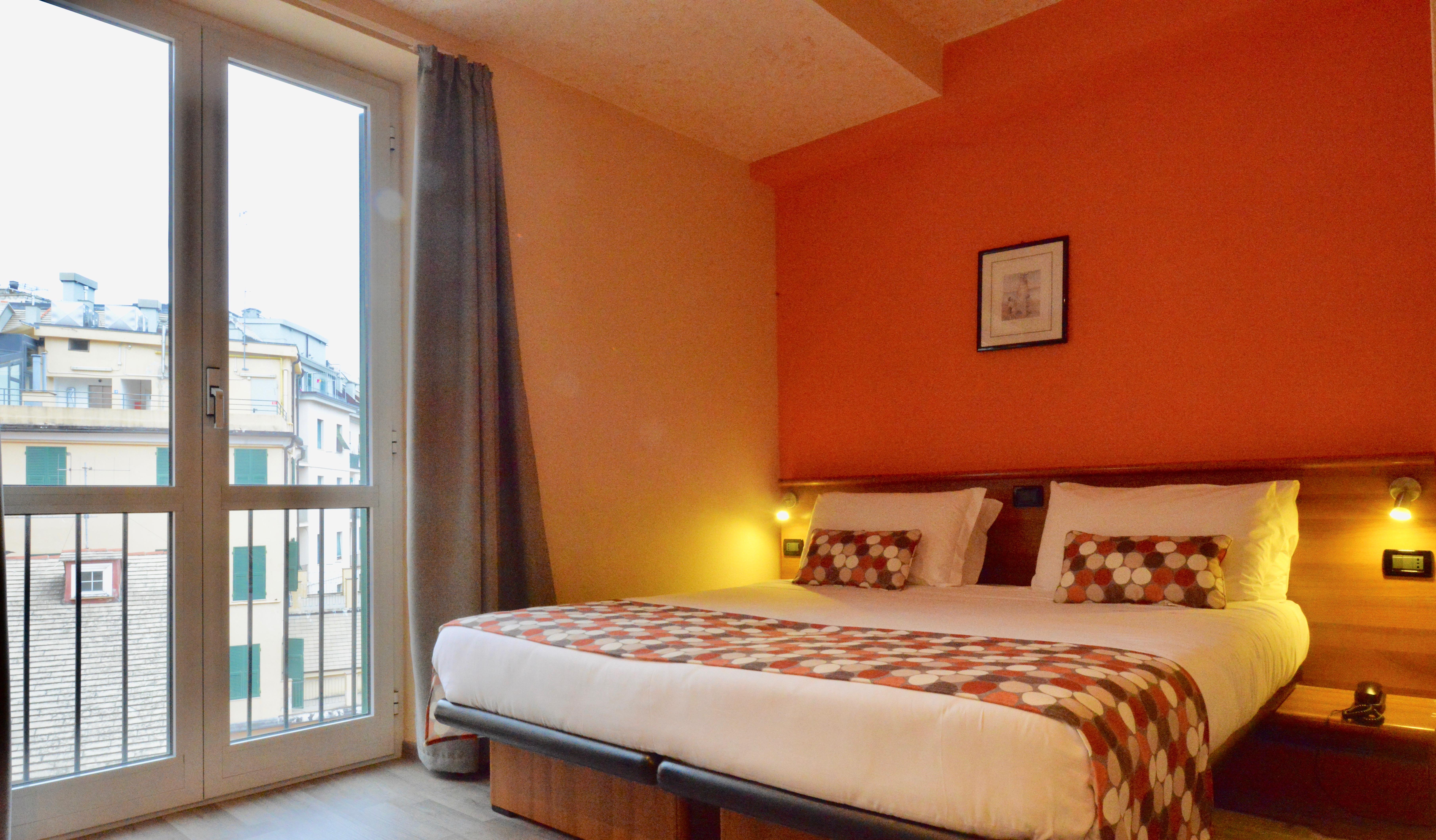 Hotel Europa Генуя Экстерьер фото
