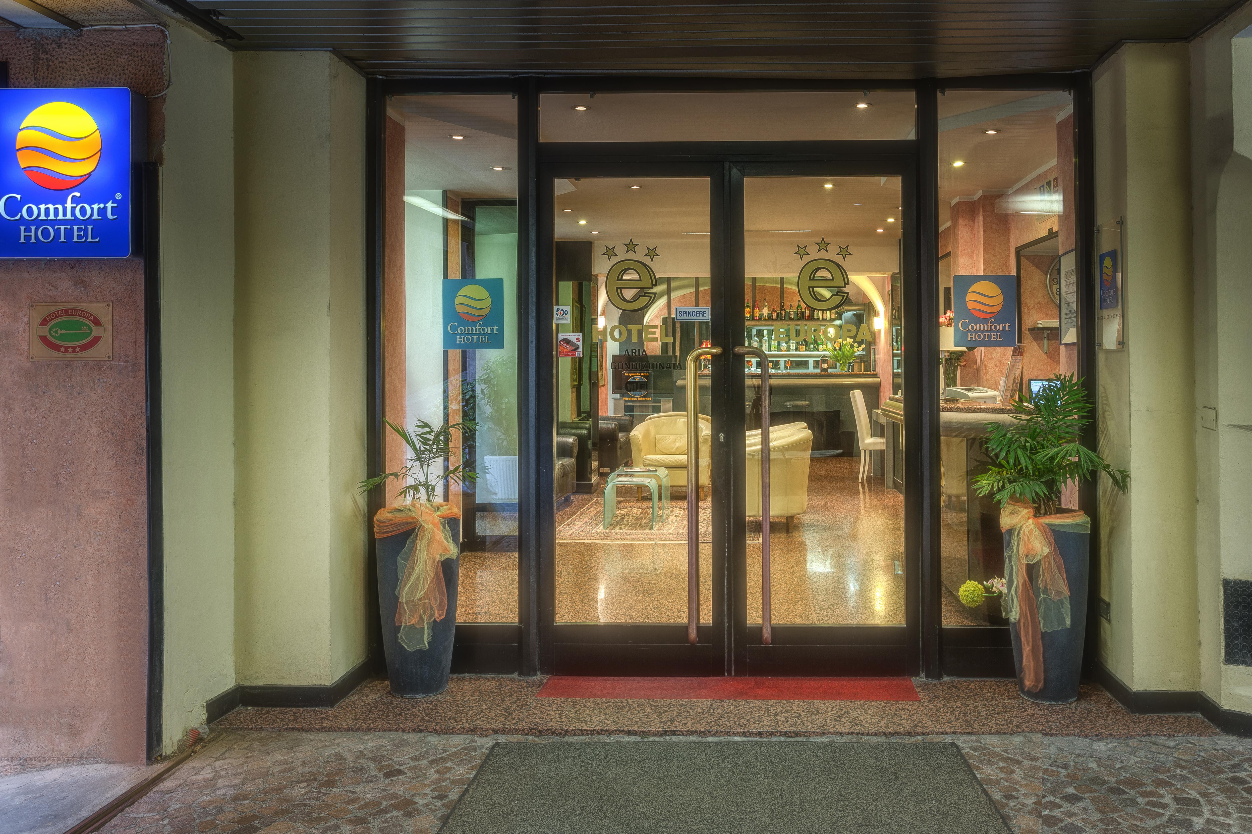 Hotel Europa Генуя Экстерьер фото